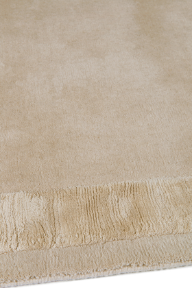 Princedale Pale Silk Border rug by Farrow & Ball closeup image