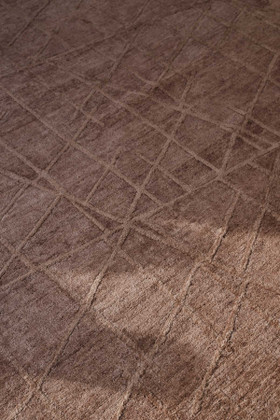 Riven Dune by Kelly Wearstler - incidental detail