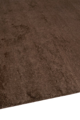 Mohair Shag rug in Carob, vertical flatshot detail
