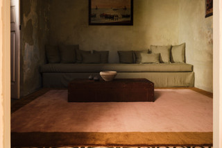Border Mohair Rose Quartz by The Rug Company - landscape roomset Border Mohair Rose Quartz by The Rug Company - landscape roomset