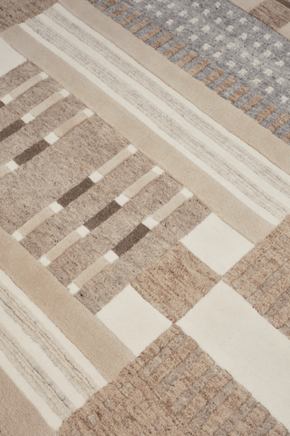 Takt Natural Runner by Paul Smith - closeup