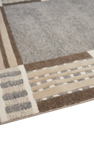 Takt Border Natural by Paul Smith - sidepile