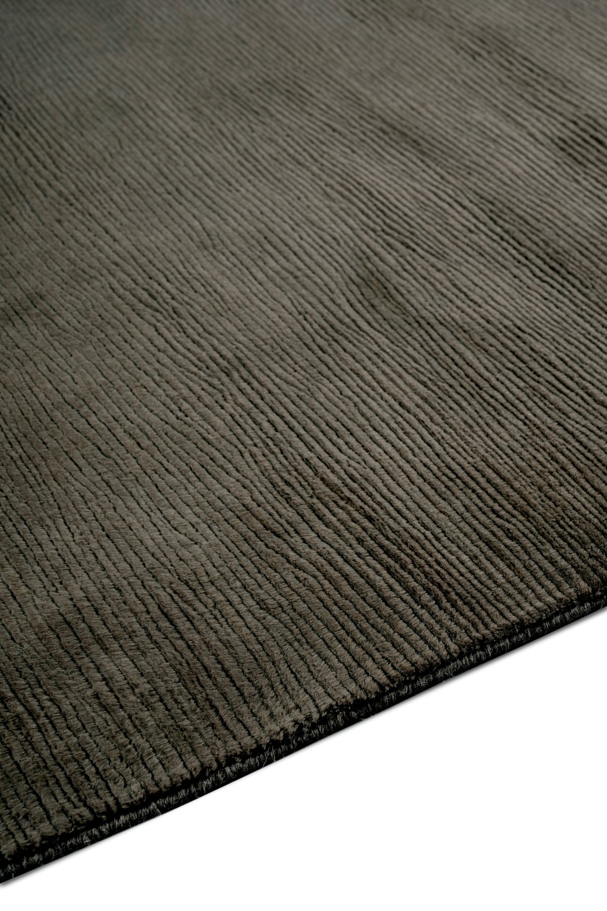 Mohair Ripple Slate by The Rug Company - sidepile image
[ROOMVO]