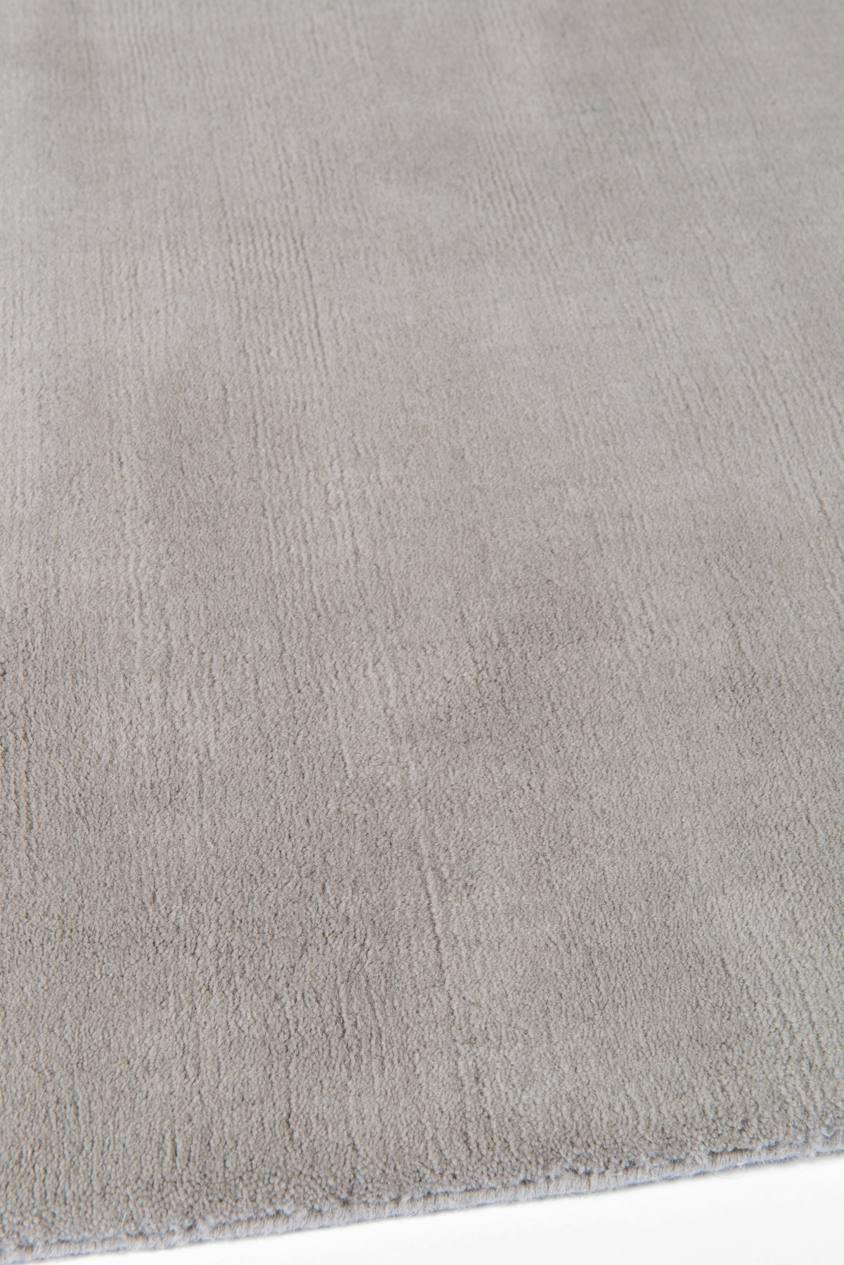 Wizlet Plain Wool rug by Farrow & Ball side pile image