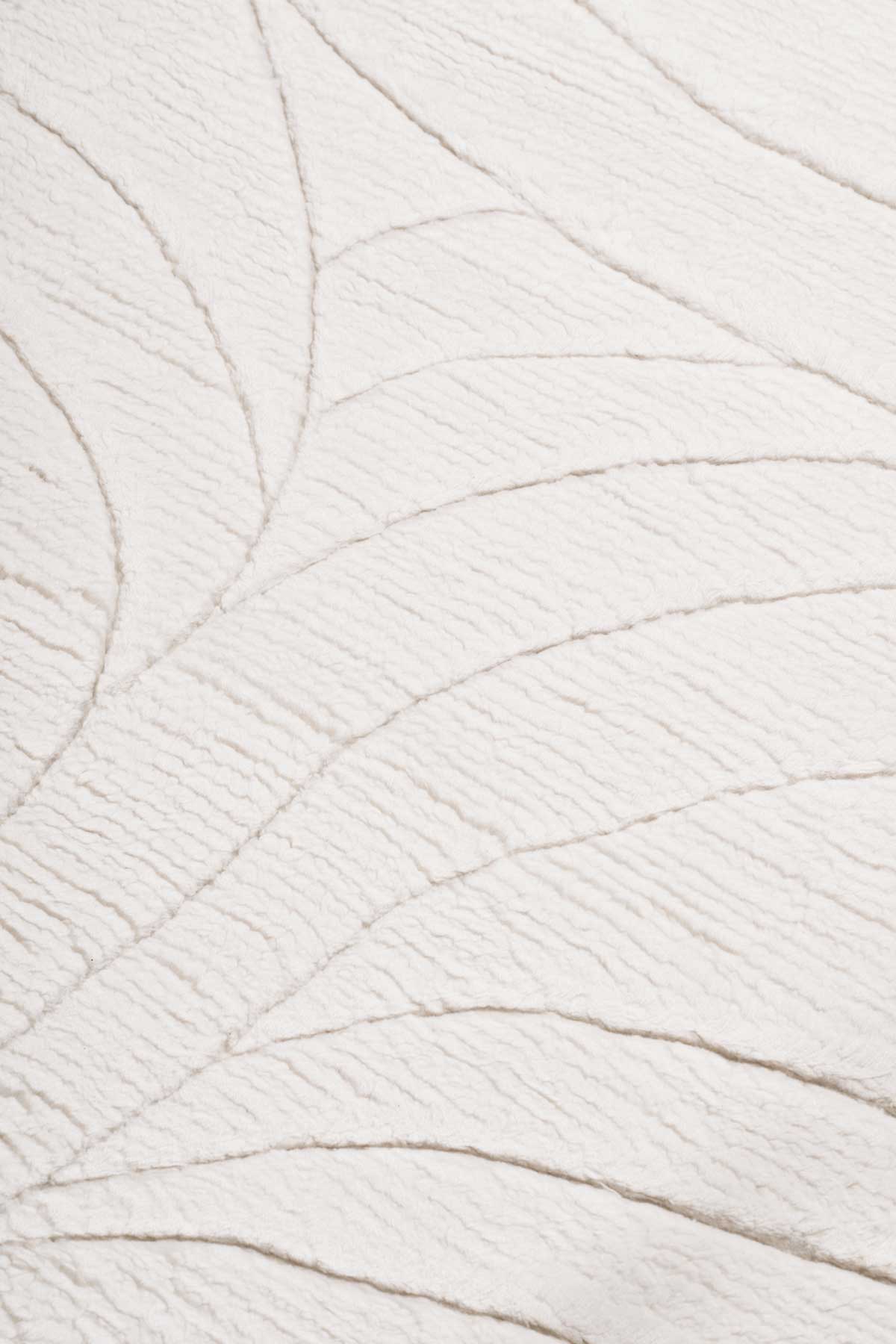 Deep Pile Merino Glade Round - closeup