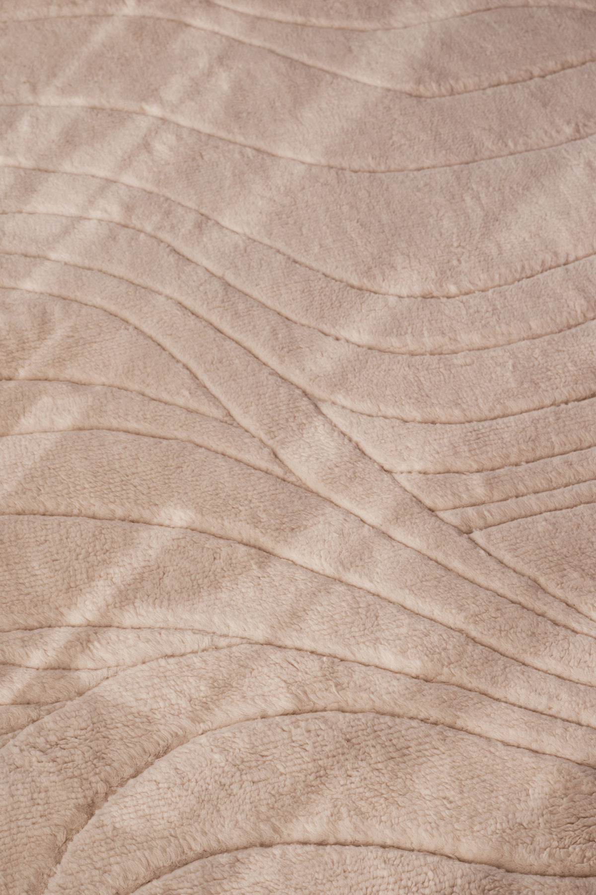 Deep Pile Merino Glade Round - closeup incidental