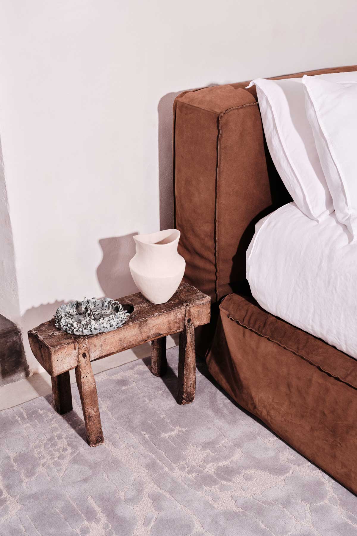 Veloura Cloud Handtufted rug by Lucinda Loya
