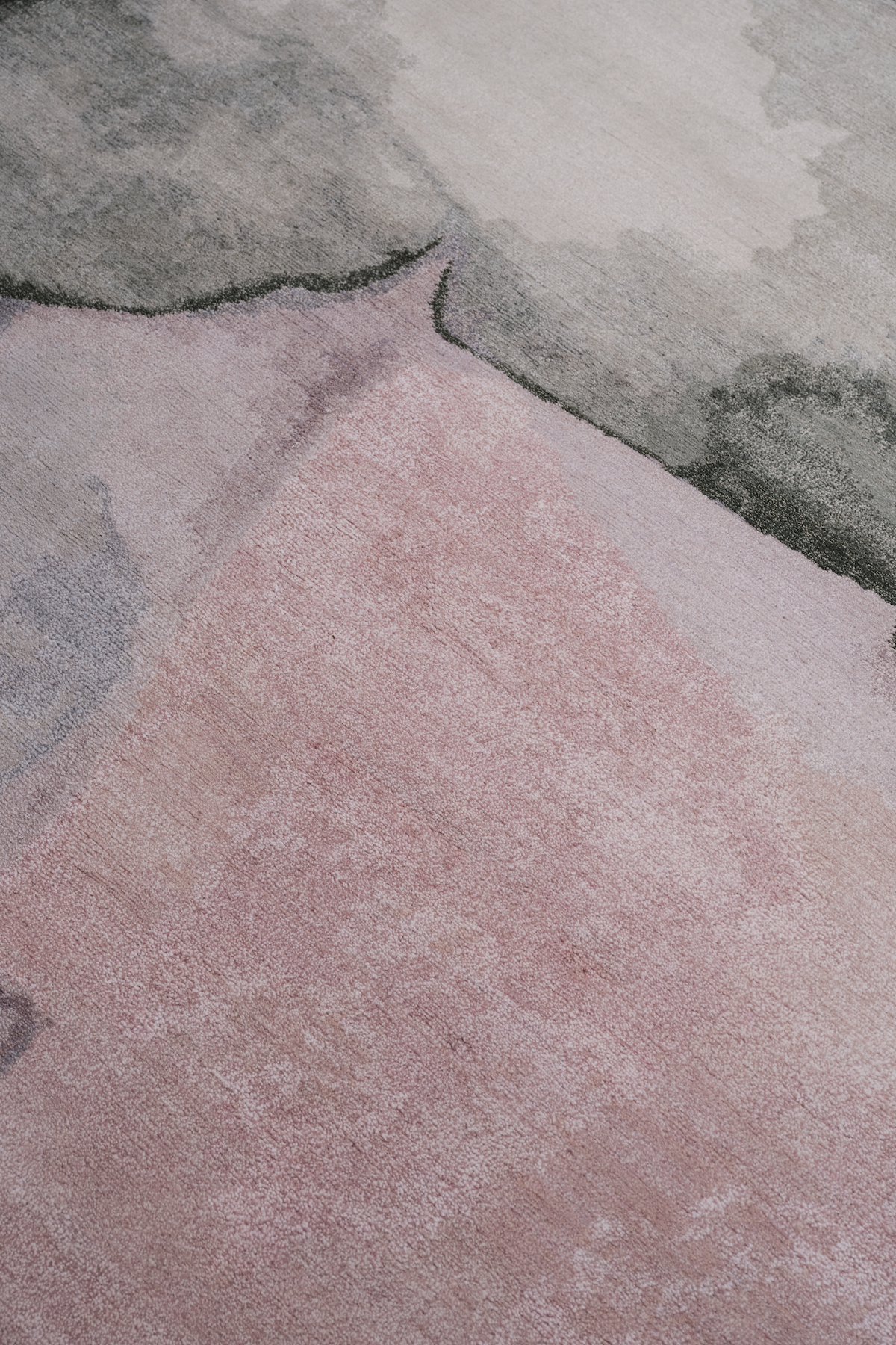 Maya Opal by The Rug Company - closeup