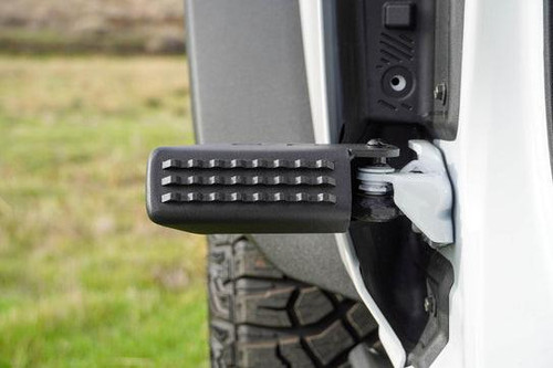  Dv8 Offroad 21-24 Ford Bronco Foot Pegs 
