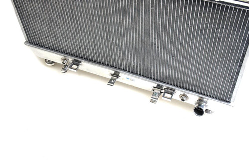 CSF 10-11 Chevy Camaro V8 High Performance Aluminum Radiator   CSF 10-11 Chevy Camaro V8 High Performance Aluminum Radiator