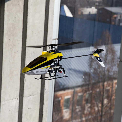 Blade RC Helicopter 120 S 2 RTF with Safe Technology Yellow USB LiPo (BLH11000)