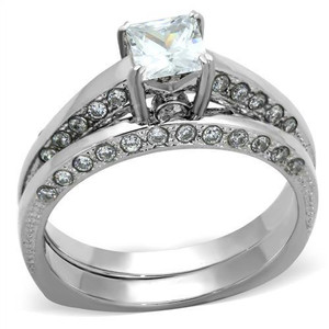 TK1435 - High polished (no plating) Stainless Steel Ring with AAA Grade CZ in Clear TK1435 - High polished (no plating) Stainless Steel Ring with AAA Grade CZ in Clear