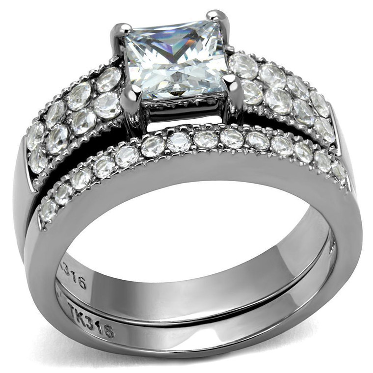 TK2915 - High polished (no plating) Stainless Steel Ring with AAA Grade CZ in Clear