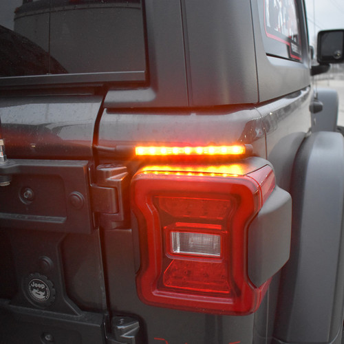 Best Emergency Strobe Lights for Car 2021: Top Picks for Every Vehicle