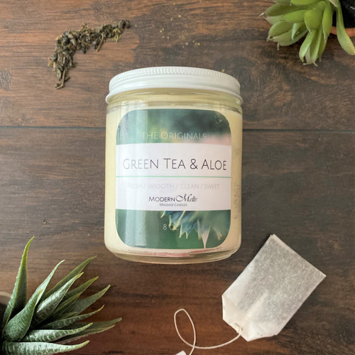 Green Tea & Aloe Luxe Massage Candle (8oz) Green Tea & Aloe Luxe Massage Candle (8oz)