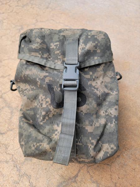 US Military MOLLE Sustainment Pouch