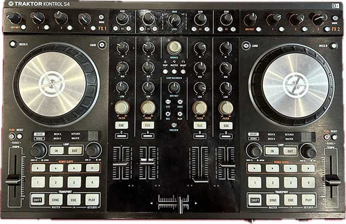 Traktor kontrol S4 4-CHANNEL DJ CONTROLLER