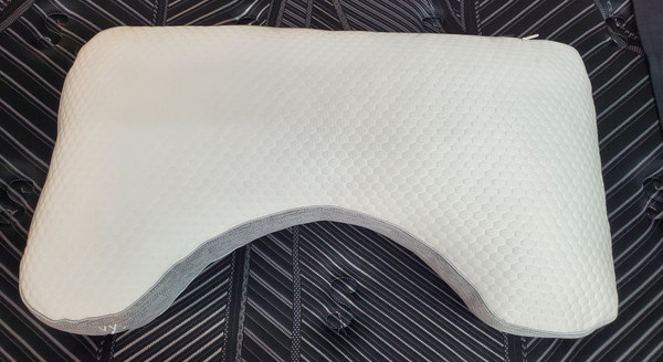 Queen Sleeptone Basics Cooling Pillow Shoulder Cutout