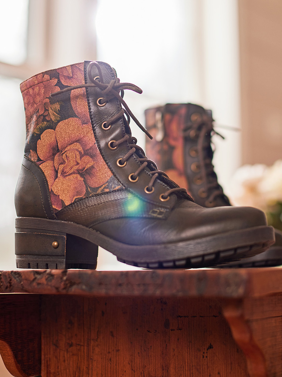 Kalinga Ashok Steve Madden Bethany Boots Kalinga Ashok