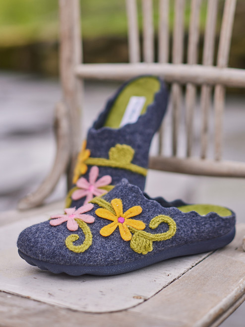 Roseburg Slipper - Navy