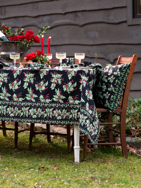 Holly Tablecloth - Black