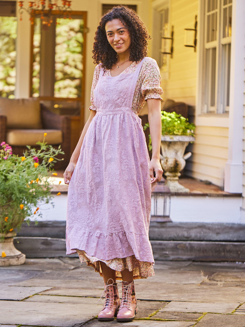 Chateau Lace Apron - Burnished Lilac