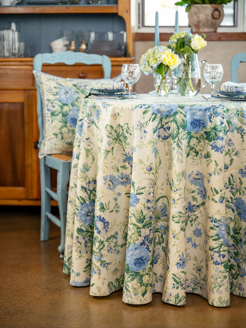 Eternal Rose Round Cloth - Dark Ivory