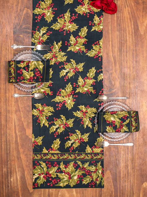 Winterberry Runner