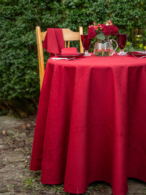 Lark Cotton Jacquard Round Cloth