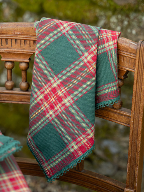 Jolly Plaid Napkin Set of 4 Jolly Plaid Napkin Set of 4