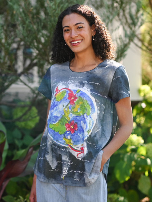 Mother Earth T-shirt - Charcoal