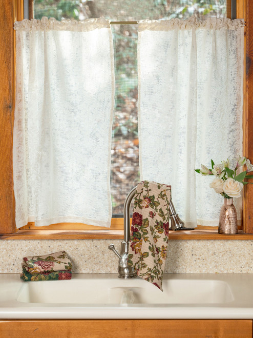 Heirloom Lace Cafe Curtain Set of 2 - Ecru