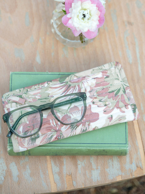 Gathering Glasses Case - Rose