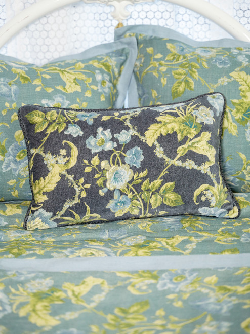 Lillian Velvet Cushion