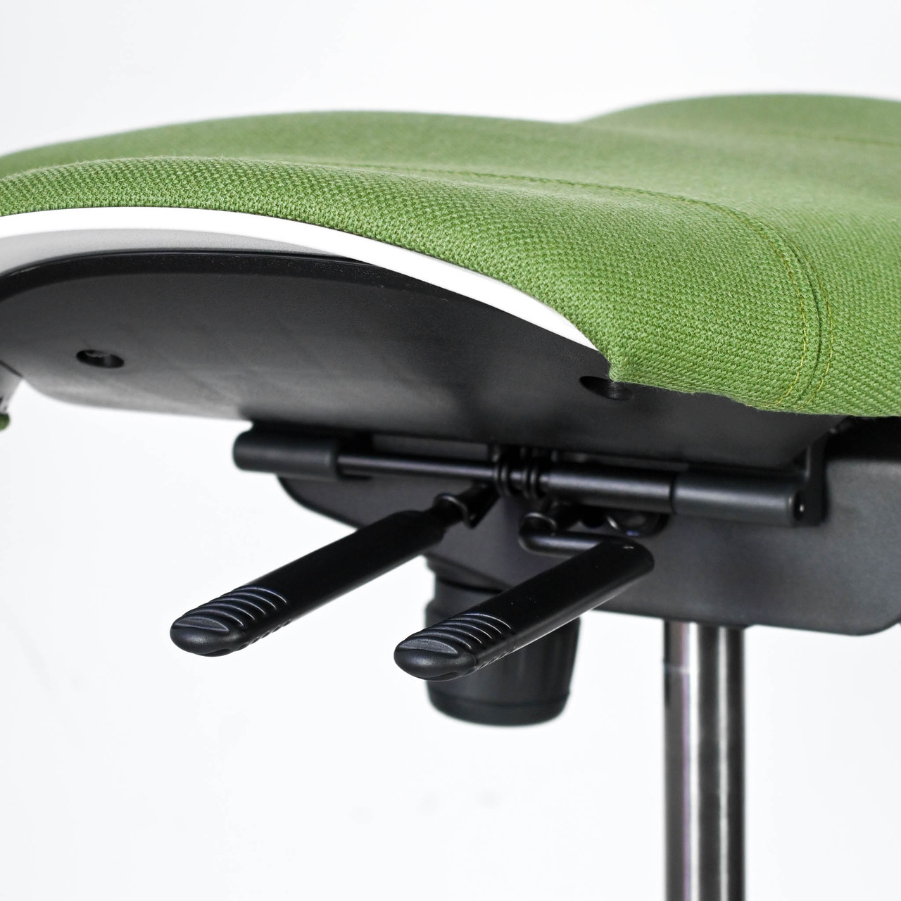 HAG Capisco Puls 8020 White / Green Chair | Fast Delivery