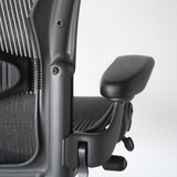 Herman Miller Classic Aeron Size B (medium) Chair - Graphite | Re-Lived