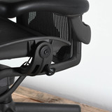 Herman Miller Classic Aeron Size C (large) Chair - Fixed Height Arms, Basic Version| Re-Lived