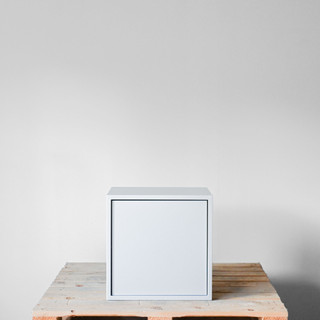Muuto Stacked - Medium with Door - Light Grey | Re-Lived														Muuto Stacked - Medium with Door - Light Grey | Re-Lived																																								
