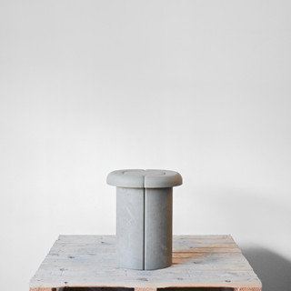 Mater Alder Side Table Earth Grey | Re-Lived