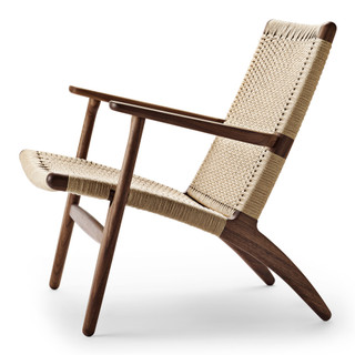 Carl Hansen CH25 Lounge Chair in Oiled Walnut