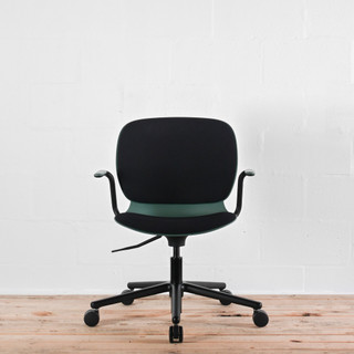 Haworth Maari Chair, Height Adjustable with Arms |Re-Lived