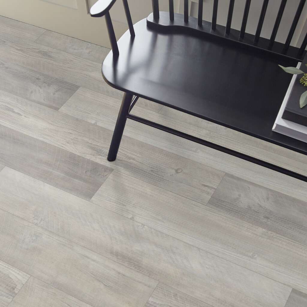 Why We’re Fans of Shaw Luxury Vinyl Plank Flooring - Flooring