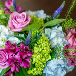 ROSES & HYDRANGEAS - AZURE