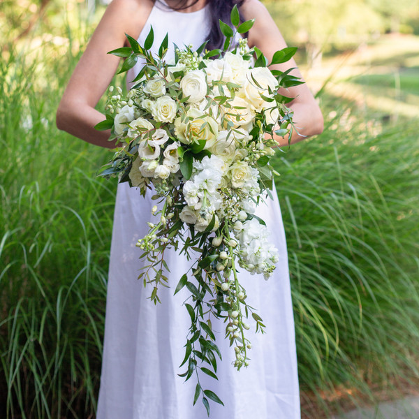 CASCADING BRIDAL BOUQUET | WEDDING COLLECTION