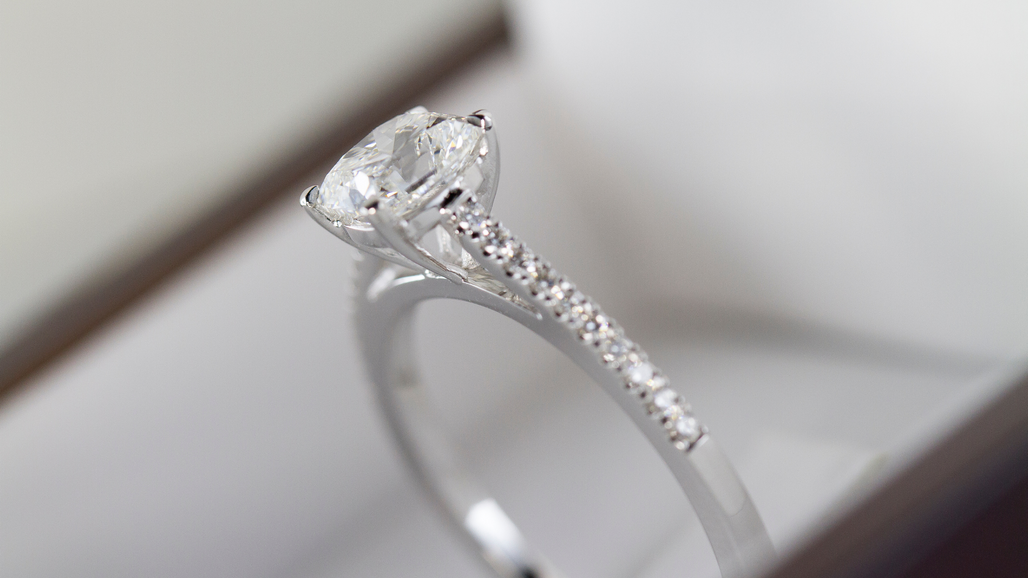 Jeweler damaged rings while resizing, will soldering help? :  r/EngagementRings