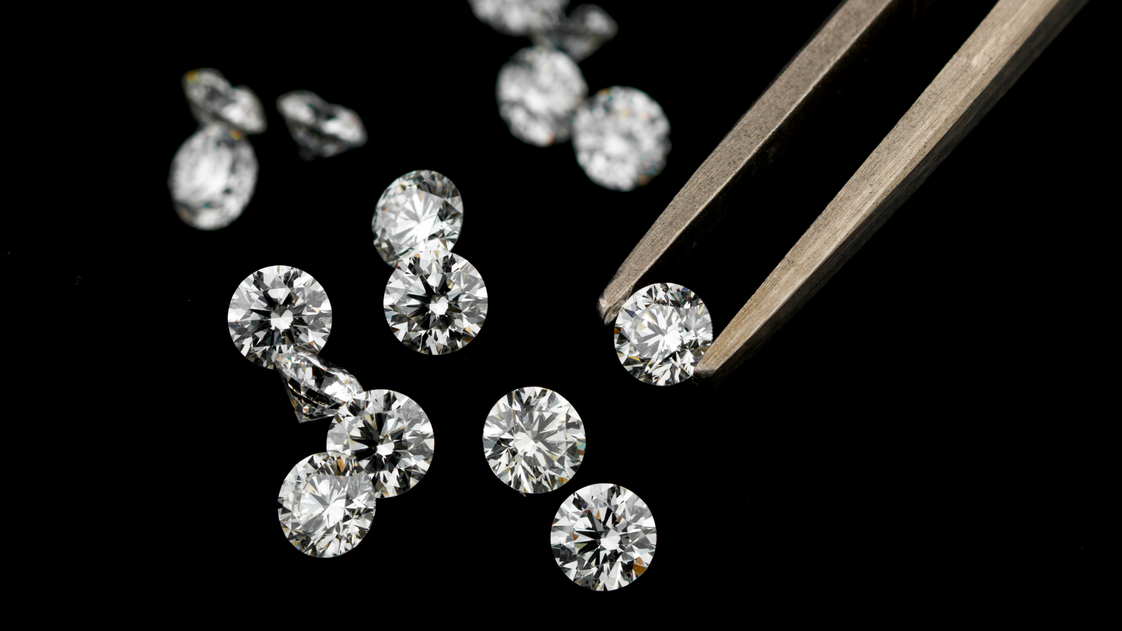 What Diamond Carat Size Is Right For You?