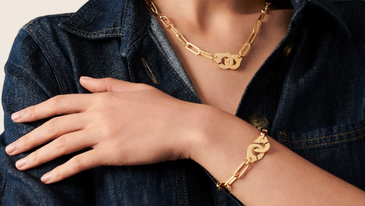 Dinh Van Menottes 18KT Yellow Gold R15 Bracelet 9775