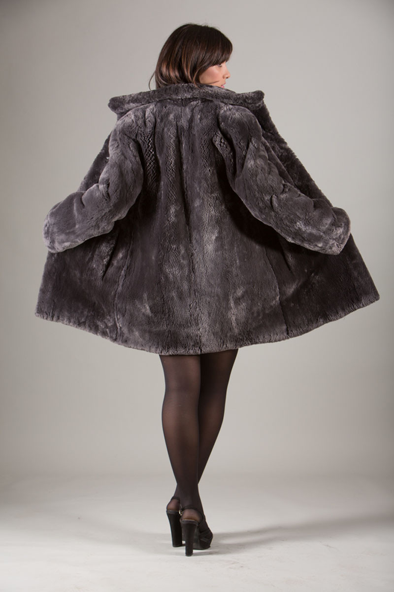 Gray Sheared Beaver Fur Coat | SKANDINAVIK FUR