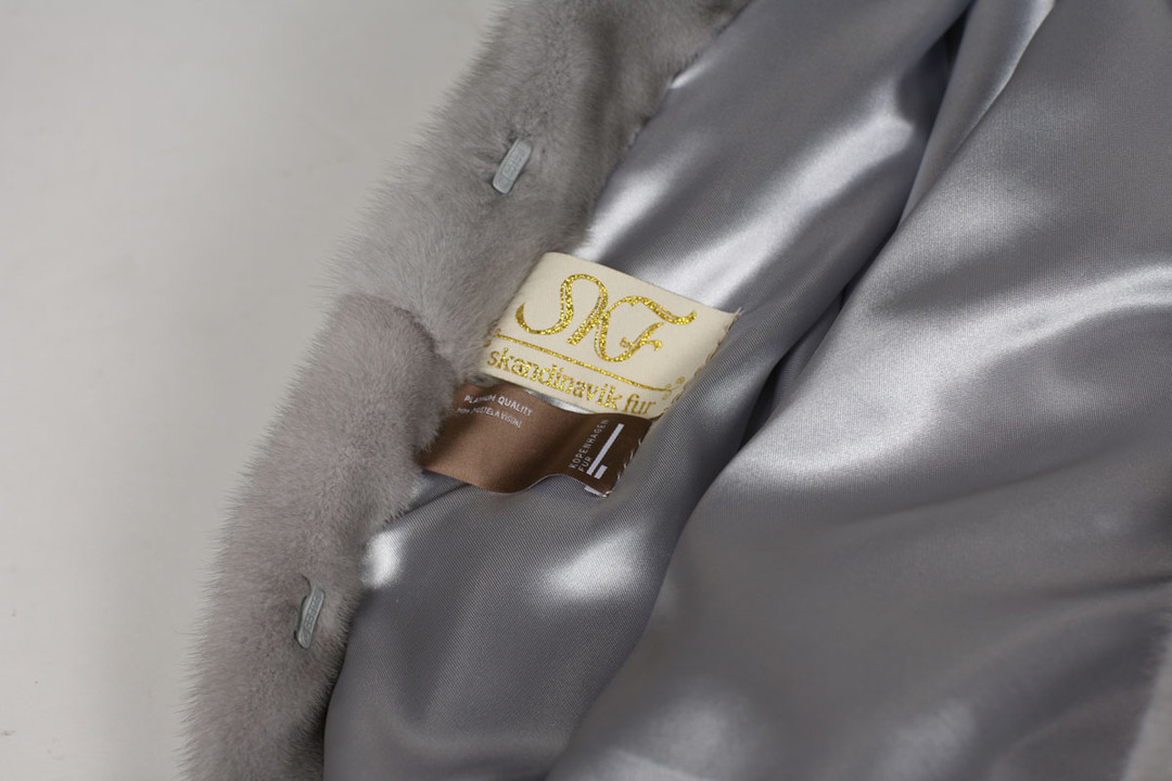 Sapphire Hooded Mink Fur Coat lining view Sapphire Hooded Mink Fur Coat lining view