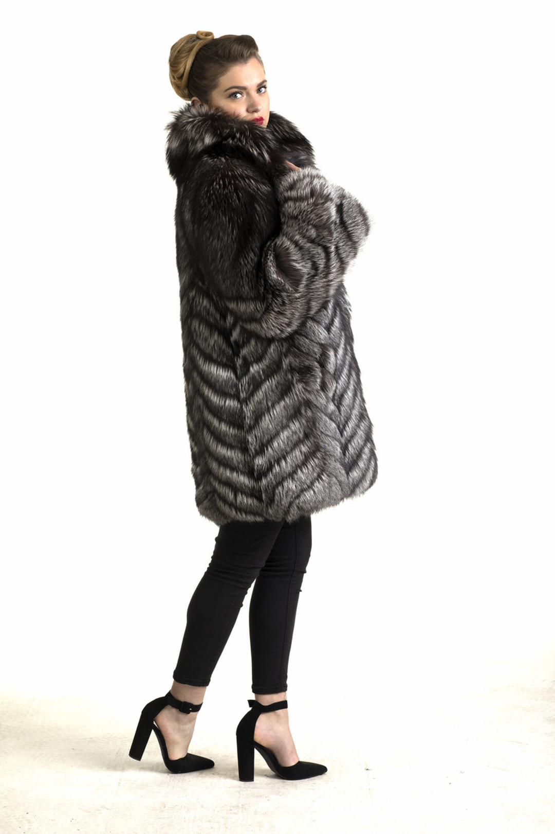 Silver Fox Fur Coat Hip Length  Fully Let out Silver Fox Fur Coat Hip Length  Fully Let out